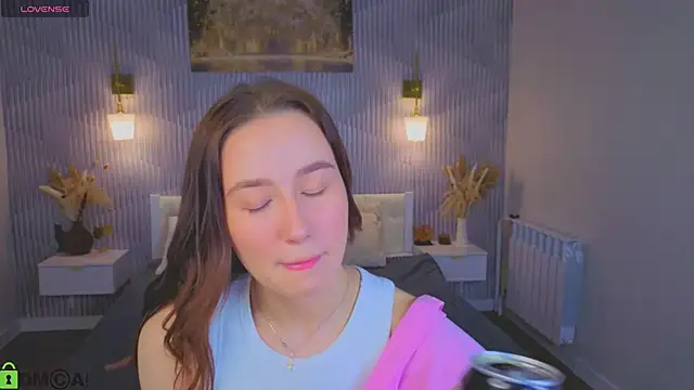  Kiki angel  online show from May 2, 1:21 am