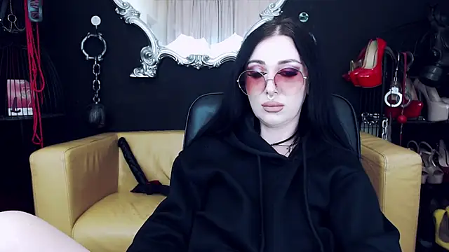 Snapshot of GoddessGeo chatting on March 8, 4:50 pm GoddessGeo online show from March 8, 4:50 pm