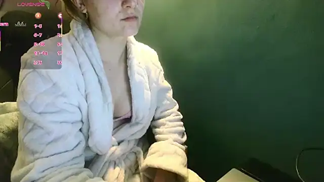 JadeAlexis403 online show from February 18, 9:11 pm