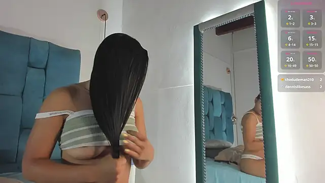 Snapshot of venezolana__caro chatting on May 27, 12:02 pm venezolana caro online show from May 27, 12:02 pm