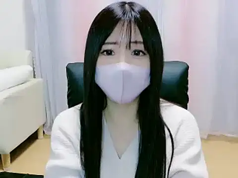 Sana 37  online show from February 10, 2:43 pm