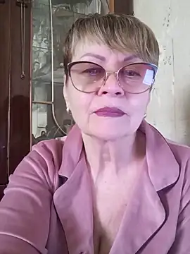 Snapshot of SophieBurns chatting on May 30, 8:55 am SophieBurns online show from May 30, 8:55 am