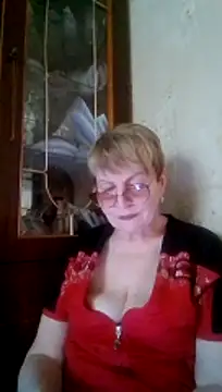 Snapshot of SophieBurns chatting on June 9, 8:48 am SophieBurns online show from June 9, 8:48 am