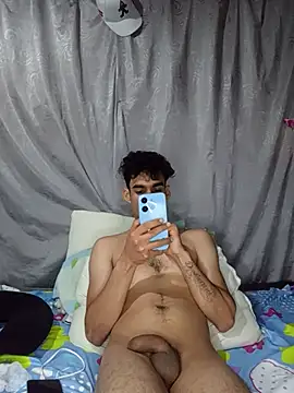 Snapshot of baby_22cm chatting on July 23, 1:58 am baby 22cm online show from July 23, 1:58 am