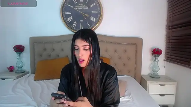 LucyVilla online show from February 20, 4:42 am