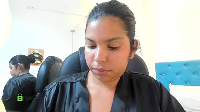 Dulcecooper1 online show from April 29, 5:30 pm