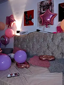 Kylei grace online show from February 22, 2:56 am