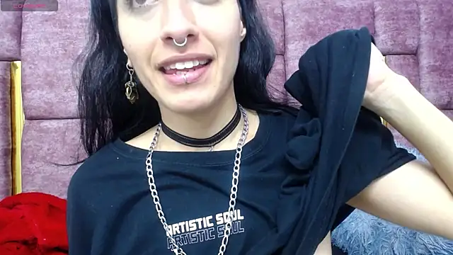 Snapshot of FRANCESCA_LOVE_ chatting on May 15, 9:11 pm FRANCESCA LOVE online show from May 15, 9:11 pm