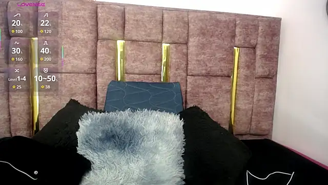 Snapshot of FRANCESCA_LOVE_ chatting on May 31, 5:20 pm FRANCESCA LOVE online show from May 31, 5:20 pm