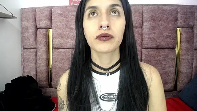 Snapshot of FRANCESCA_LOVE_ chatting on June 7, 11:41 pm FRANCESCA LOVE online show from June 7, 11:41 pm