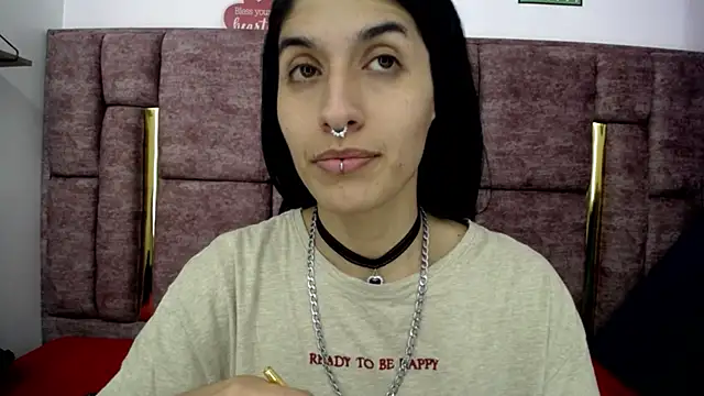 Snapshot of FRANCESCA_LOVE_ chatting on June 11, 5:05 am FRANCESCA LOVE online show from June 11, 5:05 am