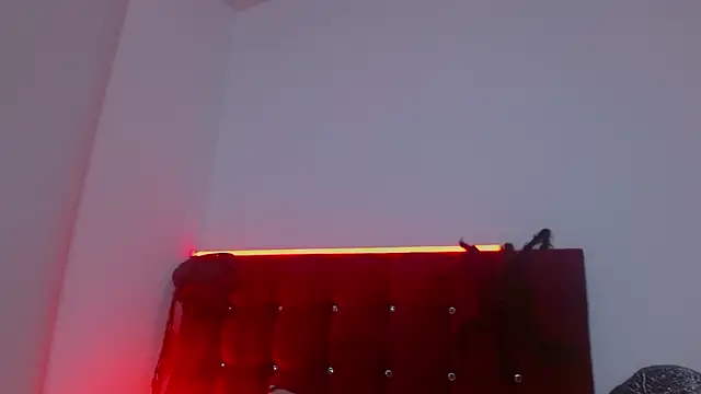 SkinnyDevil12 online show from March 12, 3:23 am