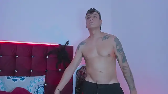 SkinnyDevil12 online show from March 16, 5:44 am