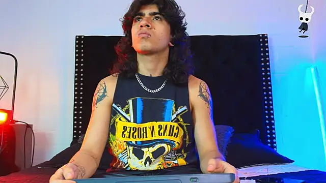 Axell Kussh online show from February 14, 2:47 pm