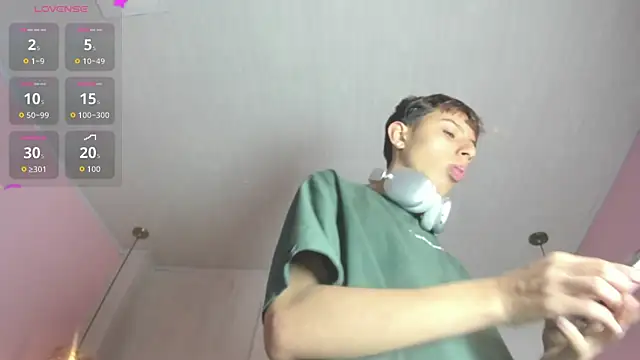 Snapshot of _camilo_ortiz chatting on July 24, 2:59 pm camilo ortiz online show from July 24, 2:59 pm