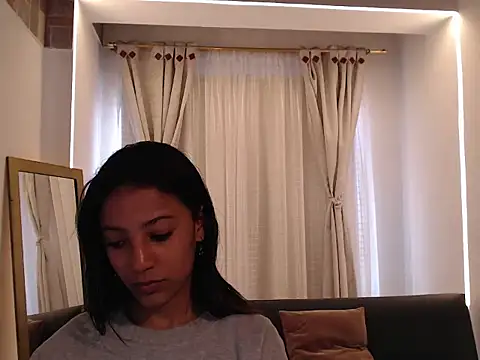 Snapshot of Scarleet_miaa chatting on June 5, 7:30 pm Scarleet miaa online show from June 5, 7:30 pm