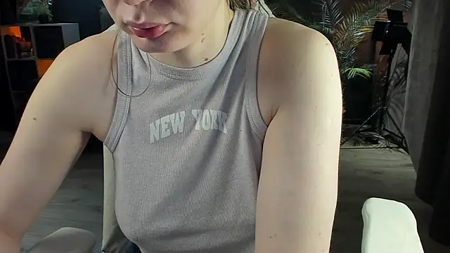 yours ann online show from March 11, 2:39 am