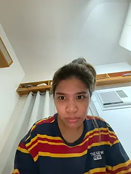 Snapshot of Avery_69 chatting on February 7, 11:36 am Avery 69 online show from February 7, 11:36 am