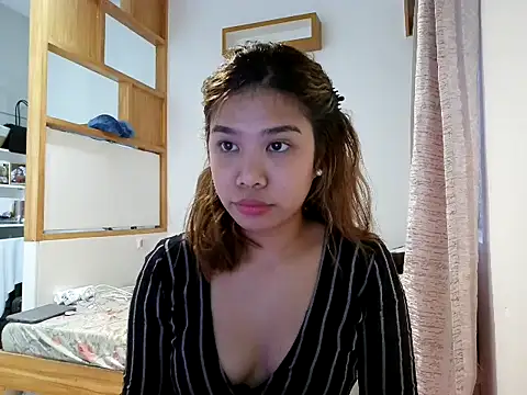 Snapshot of Avery_69 chatting on March 6, 10:01 am Avery 69 online show from March 6, 10:01 am