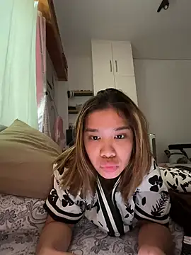 Snapshot of Avery_69 chatting on March 13, 5:58 am Avery 69 online show from March 13, 5:58 am