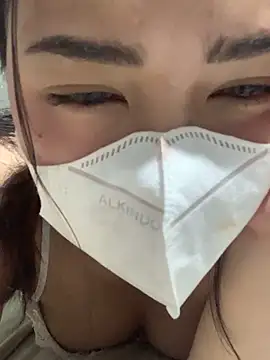 lonely lunae online show from February 10, 10:41 am