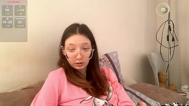 LakendraNoren online show from March 16, 7:34 am