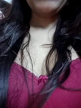 Snapshot of Moody-girl1 chatting on February 22, 7:29 am Moody-girl1 online show from February 22, 7:29 am