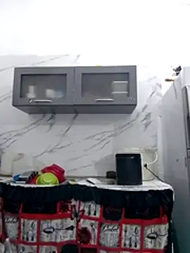 Zoe Renata online show from February 28, 8:37 am