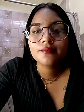 Snapshot of Zoe_Renata chatting on July 5, 8:05 pm Zoe Renata online show from July 5, 8:05 pm