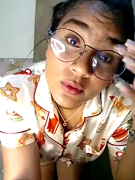 Snapshot of Zoe_Renata chatting on July 12, 3:19 am Zoe Renata online show from July 12, 3:19 am
