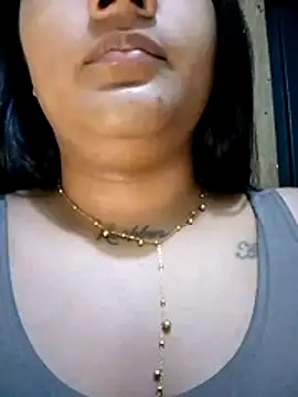 Snapshot of Zoe_Renata chatting on July 16, 9:15 am Zoe Renata online show from July 16, 9:15 am