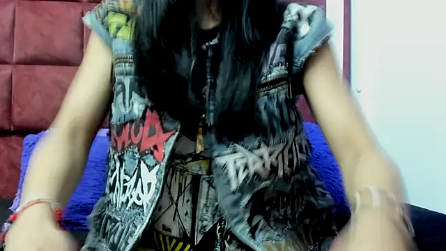 DAKOTALUCIFENA online show from March 11, 3:01 am