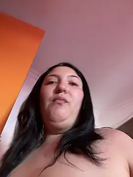 Snapshot of Amber_Sinn chatting on May 10, 2:22 pm Amber Sinn online show from May 10, 2:22 pm