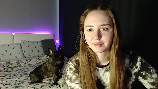 Snapshot of Reyleys chatting on March 5, 9:27 am Reyleys online show from March 5, 9:27 am