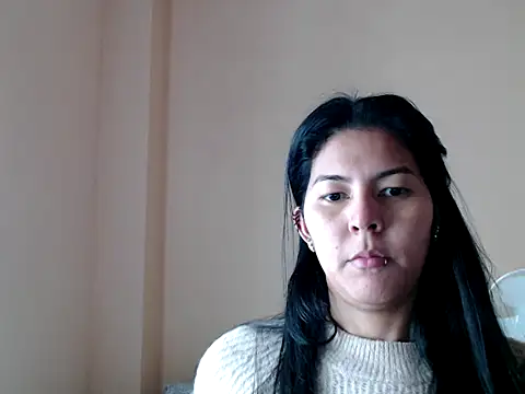 Snapshot of ZeforAitanna chatting on February 8, 2:42 pm ZeforAitanna online show from February 8, 2:42 pm