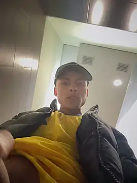 Snapshot of Eros_lee chatting on July 3, 10:38 pm Eros lee online show from July 3, 10:38 pm