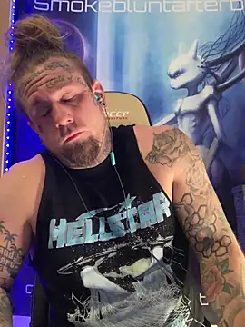 Smokebluntafterblunt online show from February 12, 4:18 am