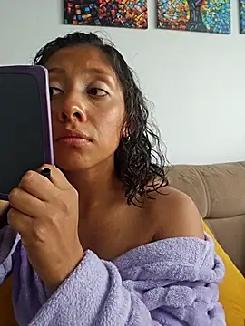 Camila Lopez1 online show from April 28, 4:01 pm