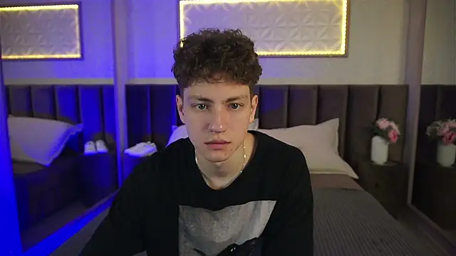 StefanBev online show from March 18, 7:50 pm