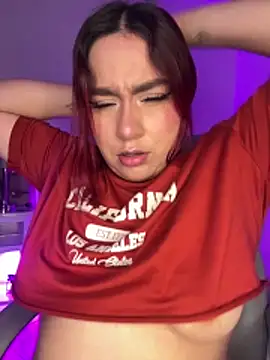 Wen 01 online show from May 2, 11:26 am