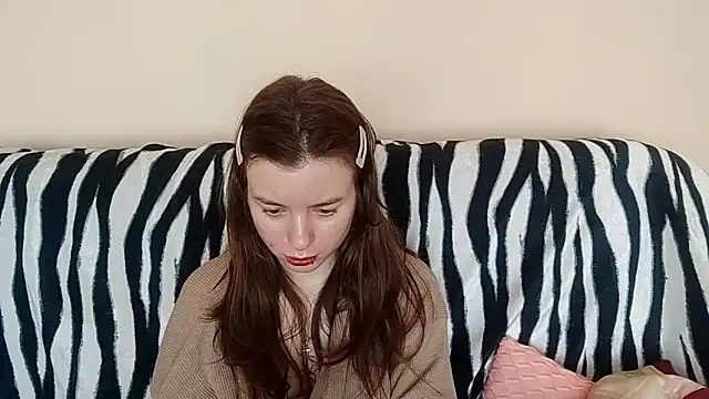 Snapshot of LanitaHemple chatting on February 9, 8:29 am LanitaHemple online show from February 9, 8:29 am