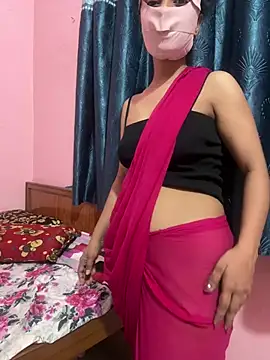 Snapshot of Hello_Priya16 chatting on April 8, 10:21 pm Hello Priya16 online show from April 8, 10:21 pm