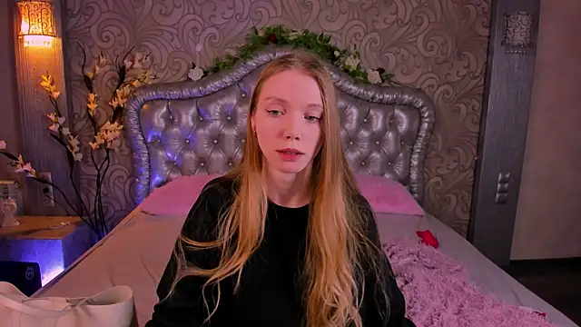 lada2k4 online show from June 12, 6:01 am