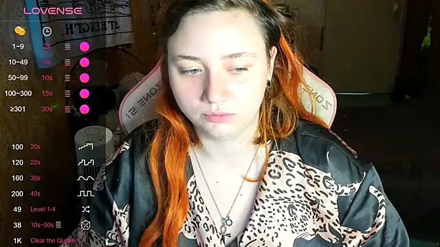 Snapshot of shamy_lily chatting on May 31, 7:04 pm shamy lily online show from May 31, 7:04 pm