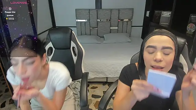 lorraineHunter online show from February 16, 1:29 pm