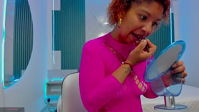 Shantall-blue online show from February 11, 8:03 pm