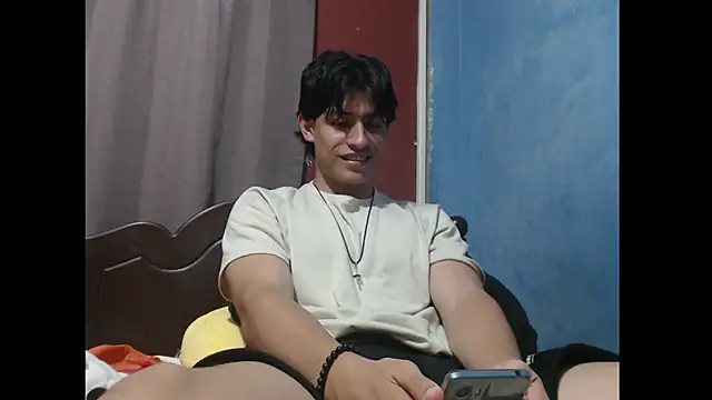 Snapshot of Matt_BBC chatting on March 17, 3:44 am Matt BBC online show from March 17, 3:44 am