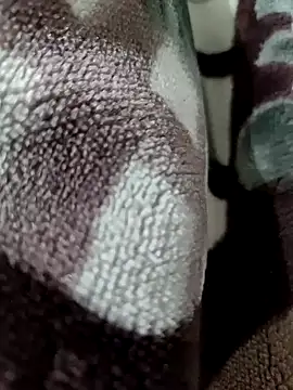 Snapshot of unicornbabe23 chatting on March 8, 10:35 pm unicornbabe23 online show from March 8, 10:35 pm