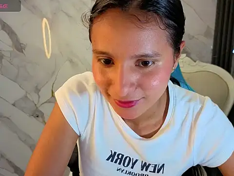 Cataleya23 a online show from April 24, 10:23 pm