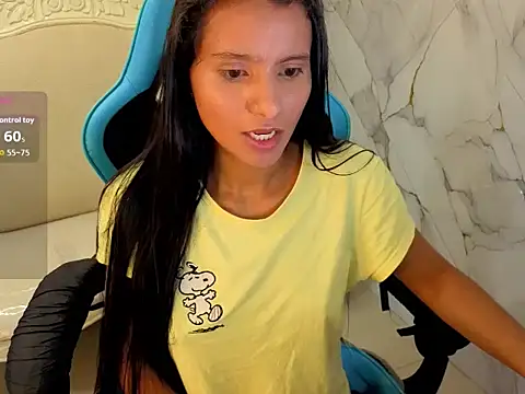 Snapshot of Cataleya23_a chatting on May 16, 8:07 pm Cataleya23 a online show from May 16, 8:07 pm